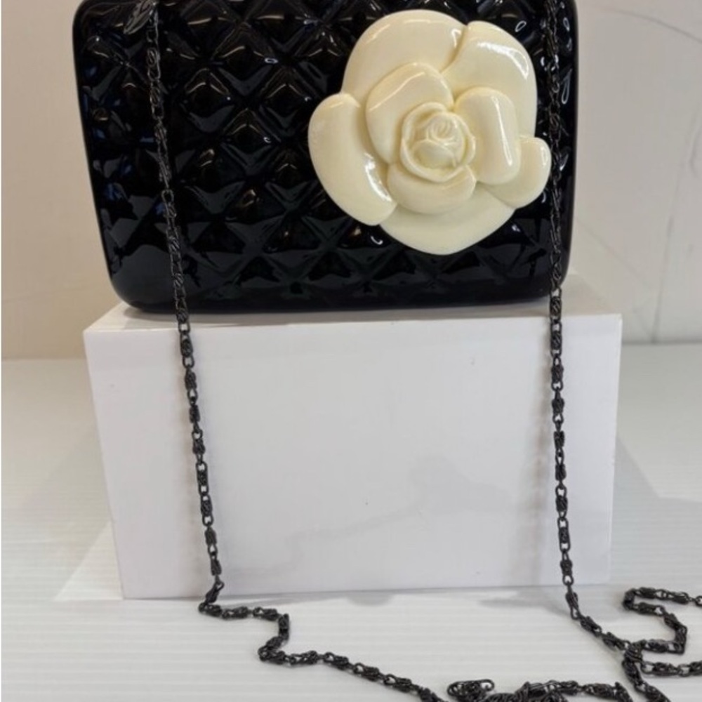 Elegant Black and‎ Cream Women's Bag